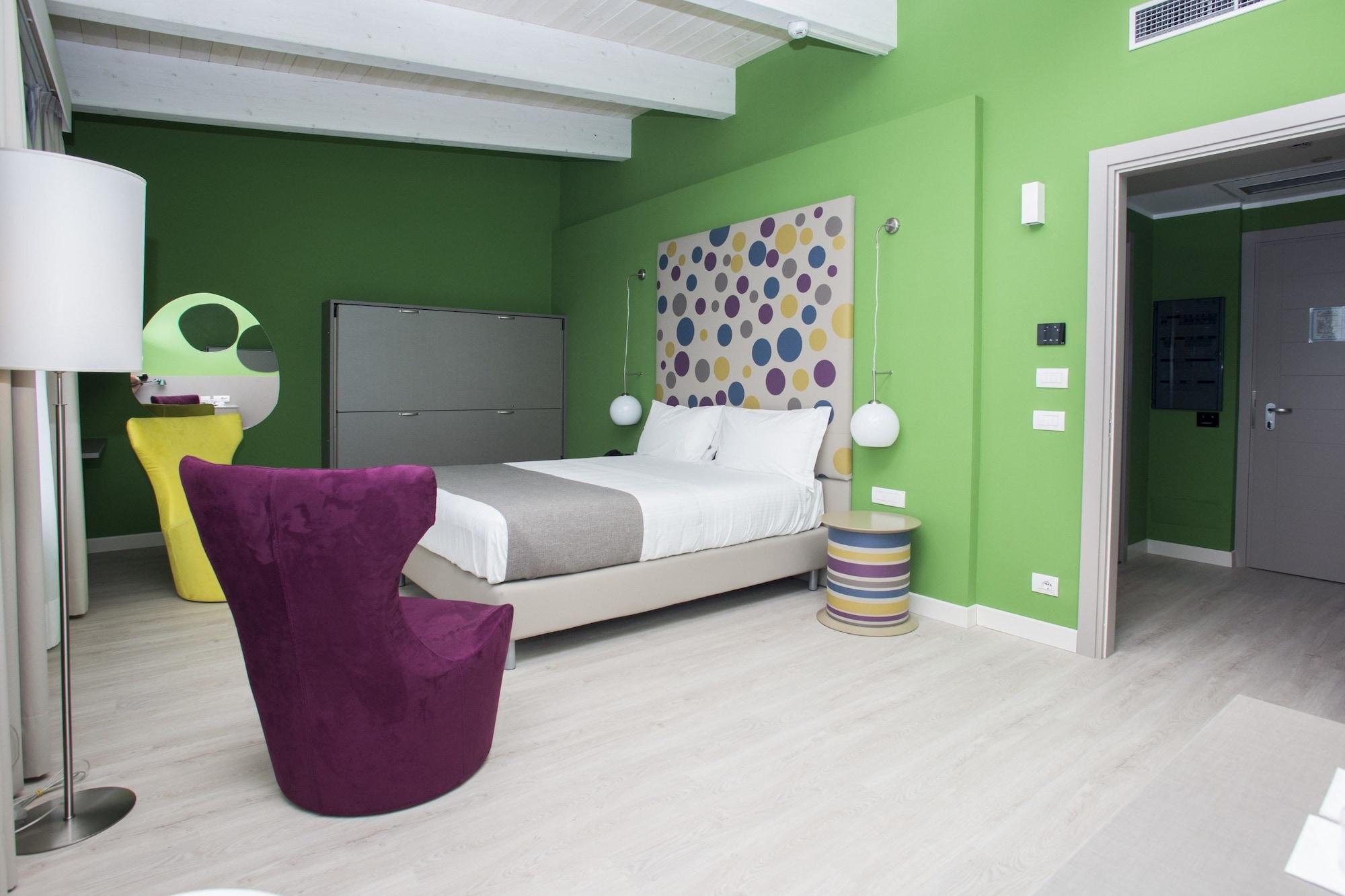 Diamante Mhotel Колленьо Екстер'єр фото