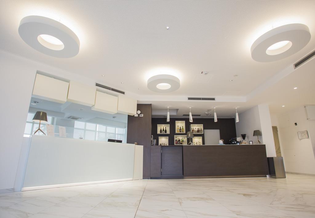 Diamante Mhotel Колленьо Екстер'єр фото